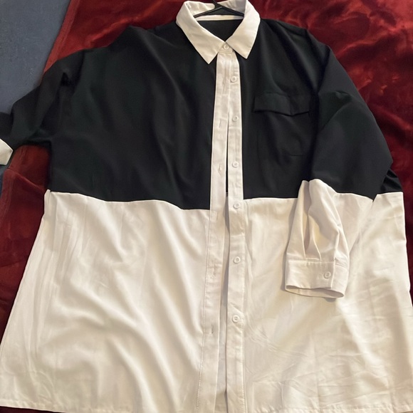 Plus size Button down - Picture 3 of 4